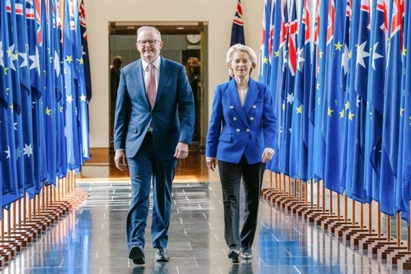 La UE i Austràlia reforcen les seves relacions amb una associació en matèria de seguretat i defensa i un acord comercial