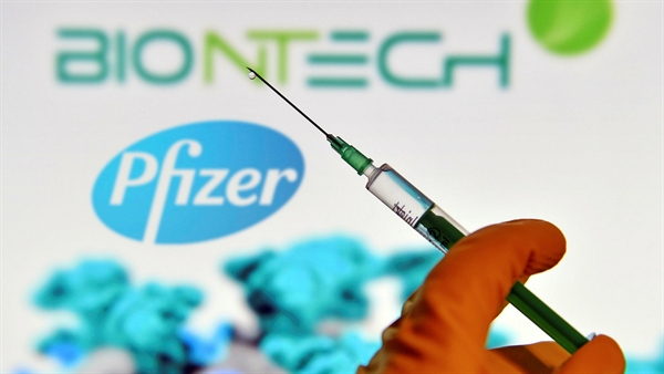COVID19: la Comissió signa un tercer contracte amb BioNTech-Pfizer relatiu a 1.800 milions de dosis addicionals