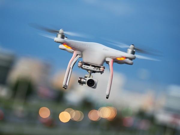 La Comissió estableix mesures per fer front a les amenaces que poden representar els drons civils