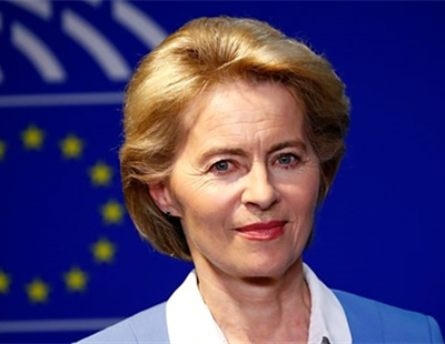 La presidenta von der Leyen sobre la iniciativa de suport a la reducció de la jornada laboral per ajudar els europeus durant la crisi del coronavirus.